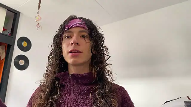 Snapshot of camille_delrey chatting on November 26, 2025, 5:47 pm camille delrey online show from November 26, 2025, 5:47 pm