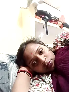 Hot crety online show from February 25, 2026, 5:44 pm