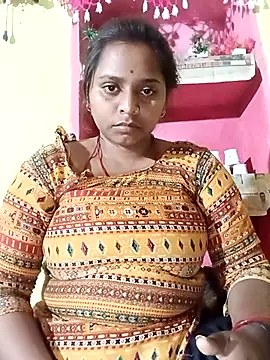 Hot crety online show from April 13, 2026, 3:06 pm