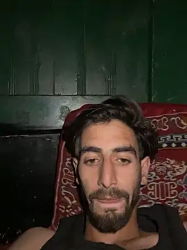 lyath3245 online show from March 31, 2026, 9:04 pm