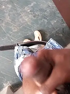 Snapshot of Wet_BunnyFun chatting on September 10, 2025, 8:14 am Wet BunnyFun online show from September 10, 2025, 8:14 am