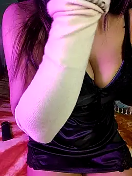 cute-sumi online show from October 18, 2025, 7:47 pm