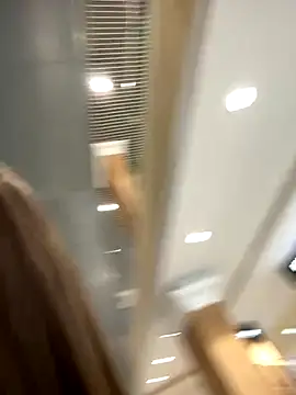 ElliRose online show from November 1, 2025, 6:15 am