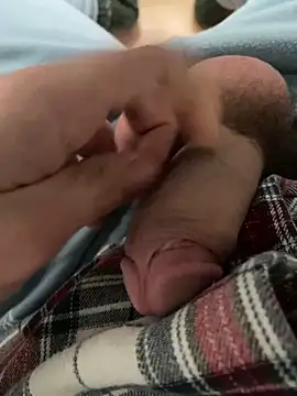 cumman789860 online show from December 14, 2025, 4:34 pm