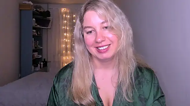 Snapshot of NancySanders chatting on May 16, 2026, 8:07 pm NancySanders online show from May 16, 2026, 8:07 pm