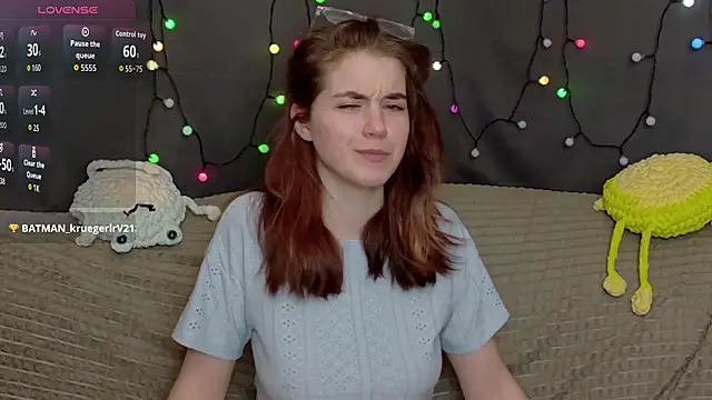 Snapshot of ElzaBlis chatting on December 21, 2025, 2:57 pm ElzaBlis online show from December 21, 2025, 2:57 pm