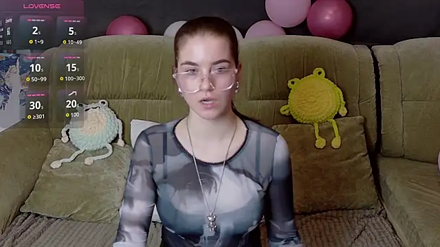 Snapshot of ElzaBlis chatting on February 22, 2026, 3:54 pm ElzaBlis online show from February 22, 2026, 3:54 pm