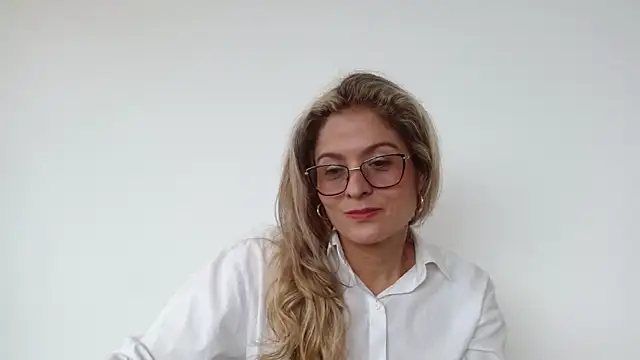 linda-mature43 online show from October 3, 2025, 4:37 pm