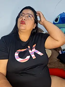 NARNYALABELLA online show from November 16, 2025, 1:22 am