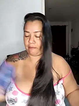 NARNYALABELLA online show from April 9, 2026, 10:31 am