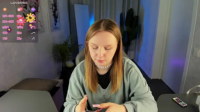 Rina Panic online show from April 8, 2026, 1:05 am