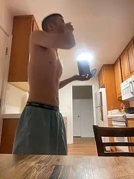 mading7 online show from February 12, 2026, 3:01 am