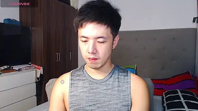 Addictiveboi online show from February 10, 2026, 3:32 am