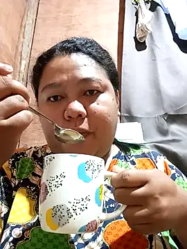 Perfect smile01 online show from October 9, 2025, 7:12 pm