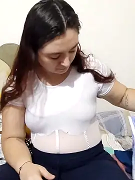 Anaa Rose online show from November 1, 2025, 2:52 pm