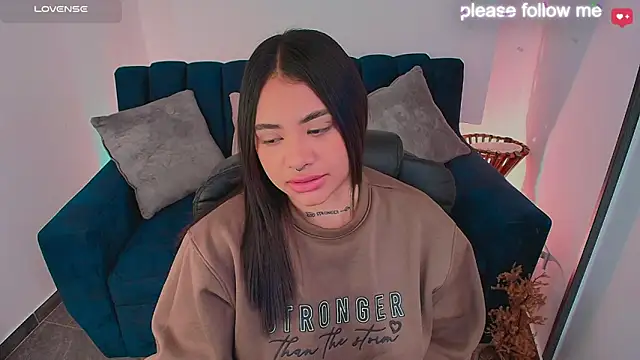 nicemiiaa7  online show from March 22, 2026, 5:16 pm