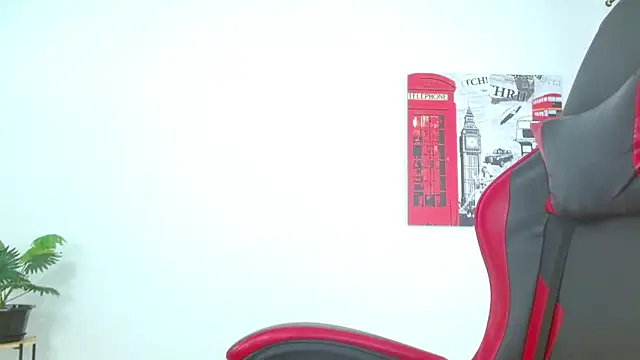 Cumandres18 online show from January 13, 2026, 2:22 pm