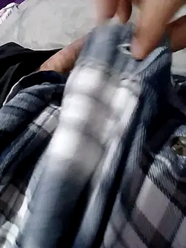 Snapshot of Mounstro3 chatting on November 11, 2025, 5:40 am Mounstro3 online show from November 11, 2025, 5:40 am