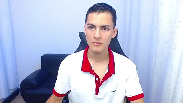 Matiius18 online show from February 11, 2026, 1:38 pm