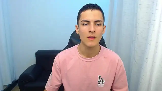 Matiius18 online show from March 23, 2026, 2:54 pm