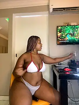 BQueen223 online show from December 2, 2025, 12:38 am