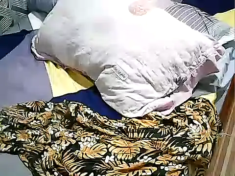 Snapshot of Shuvee1891 chatting on October 21, 2025, 8:42 pm Shuvee1891 online show from October 21, 2025, 8:42 pm