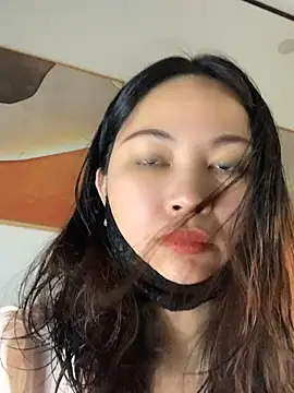 zhizhinaigai online show from May 13, 2026, 3:59 am