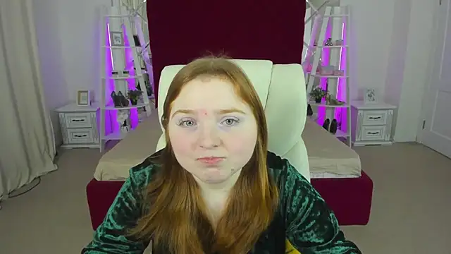 KattyRose8 online show from April 14, 2026, 5:35 am