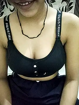 Nikita-Singh88 online show from October 15, 2025, 3:23 pm