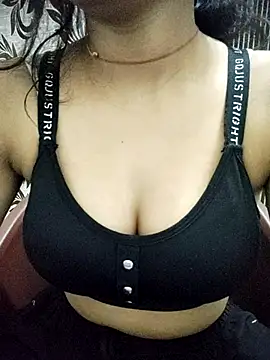 Nikita-Singh88 online show from November 5, 2025, 2:00 am