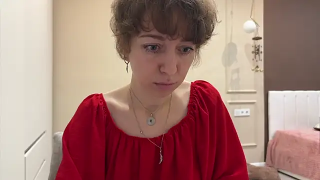 daniellia  online show from November 4, 2025, 9:08 am