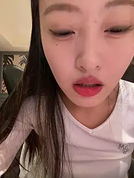 MengMeng0515 online show from February 10, 2026, 2:21 pm