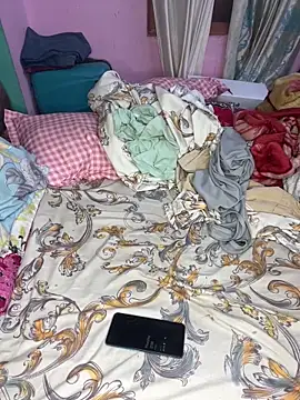 baby dall online show from April 15, 2026, 7:10 pm