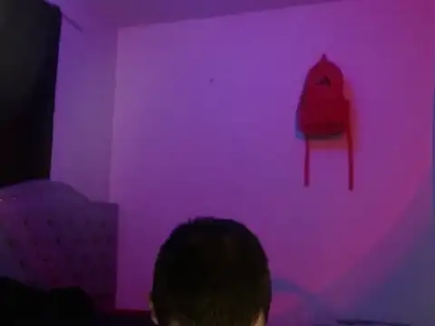 xalejo max online show from October 8, 2025, 4:54 am