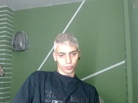 xalejo max online show from January 13, 2026, 12:05 am