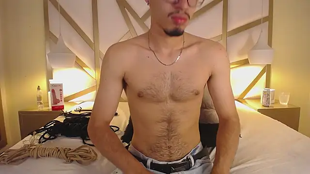 Snapshot of Jaxon_Carter chatting on February 18, 2026, 1:34 am Jaxon Carter online show from February 18, 2026, 1:34 am