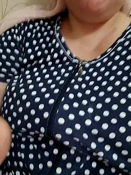 Uzhili online show from October 30, 2025, 6:19 pm