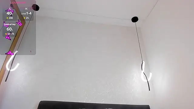 Snapshot of Ariian18 chatting on September 18, 2025, 8:00 pm Ariian18 online show from September 18, 2025, 8:00 pm