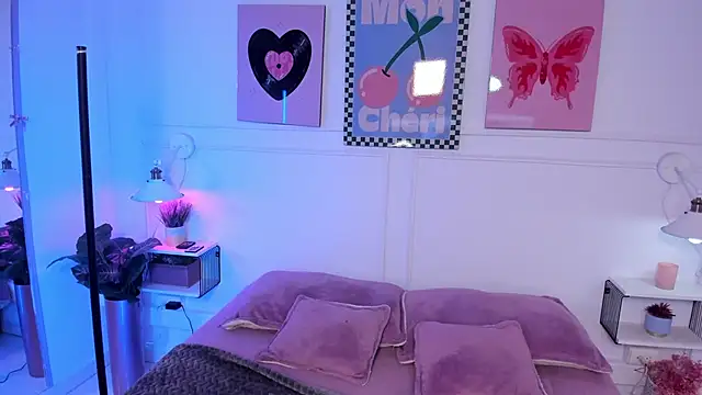 Snapshot of Zoe_Lynch_ chatting on February 16, 2026, 11:39 am Zoe Lynch online show from February 16, 2026, 11:39 am