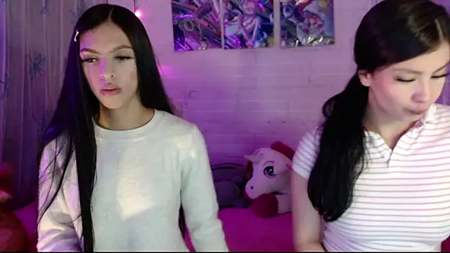 Pamelaa reyess 2 online show from February 19, 2026, 9:38 am