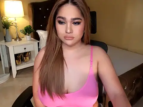 bellaswildcummer online show from April 28, 2026, 2:27 am