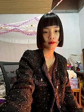 andymi1 online show from December 18, 2025, 3:12 am