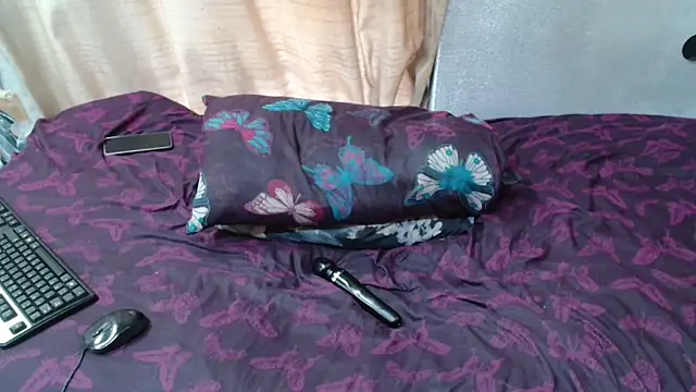 Snapshot of curvydarckcohocolate chatting on February 28, 2026, 5:41 am curvydarckcohocolate online show from February 28, 2026, 5:41 am