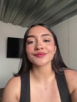 Snapshot of sweet_artemiis chatting on July 14, 2026, 8:03 pm sweet artemiis online show from July 14, 2026, 8:03 pm