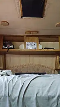 Snapshot of mike42088 chatting on December 4, 2025, 6:27 pm mike42088 online show from December 4, 2025, 6:27 pm