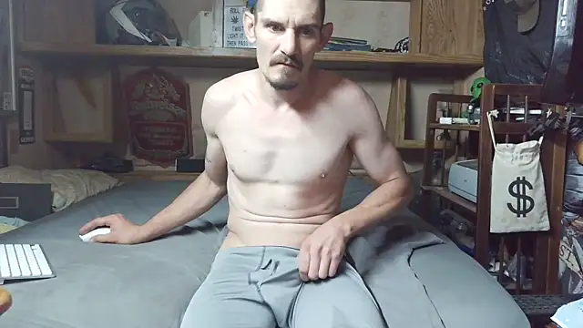 mike42088 online show from May 13, 2026, 3:15 am