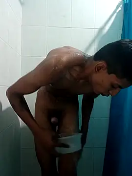 Snapshot of saik_03 chatting on November 19, 2025, 12:43 am saik 03 online show from November 19, 2025, 12:43 am