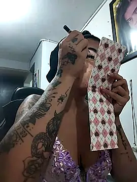 Pamelamiler   online show from November 10, 2025, 10:58 am