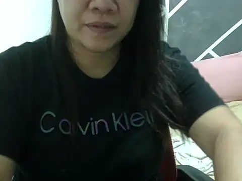 Snapshot of AsianbouncieGIRL chatting on September 30, 2025, 12:48 am AsianbouncieGIRL online show from September 30, 2025, 12:48 am