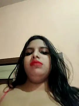 Snapshot of Maahhii_2 chatting on May 18, 2026, 9:20 pm Maahhii 2 online show from May 18, 2026, 9:20 pm